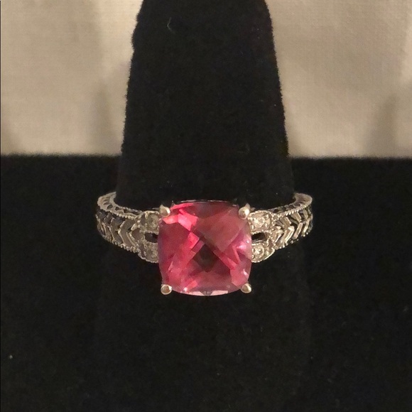 Pink topaz ring - Picture 1 of 5